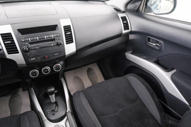 Mitsubishi Outlander II с пробегом 2007 года, цена 1 199 000 рублей, 284810 км, внедорожник, Автокод Объявления