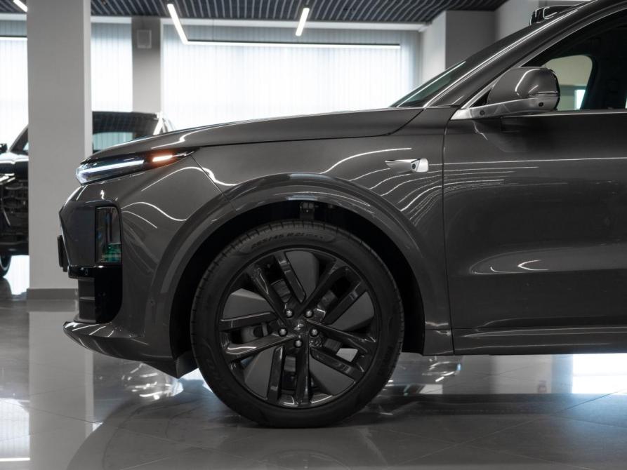 Li Auto (Lixiang) L6 Москва  - изображение 25
