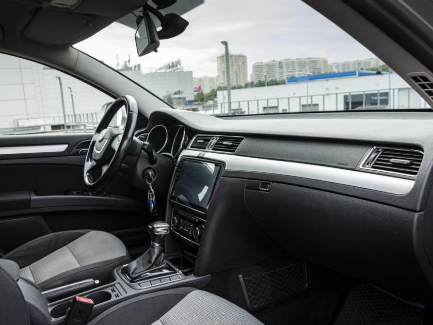 Skoda Superb II Москва  - изображение 12