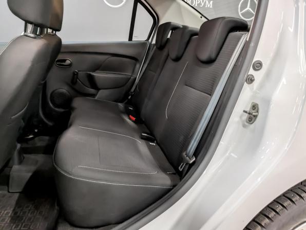 Renault Logan II Рестайлинг с пробегом 2022 года, цена 1 050 000 рублей, 145916 км, седан, Автокод Объявления