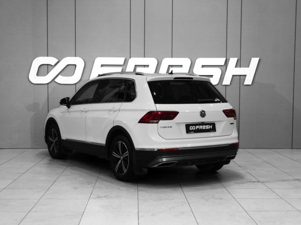 Volkswagen Tiguan II с пробегом 2018 года, цена 1 878 000 рублей, 245306 км, внедорожник, Автокод Объявления