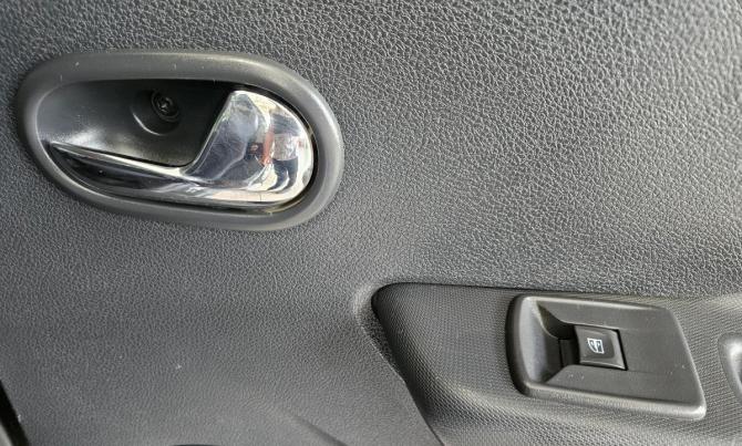 Renault Logan II с пробегом 2017 года, цена 767 000 рублей, 97299 км, седан, Автокод Объявления