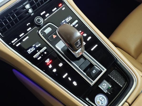 Porsche Panamera II с пробегом 2017 года, цена 4 995 000 рублей, 124511 км, лифтбек, Автокод Объявления