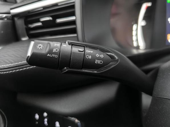 Haval Jolion I Рестайлинг с пробегом 2025 года, цена 2 404 000 рублей, 10144 км, внедорожник, Автокод Объявления