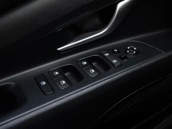 Hyundai Avante VII с пробегом 2021 года, цена 2 125 000 рублей, 30557 км, седан, Автокод Объявления