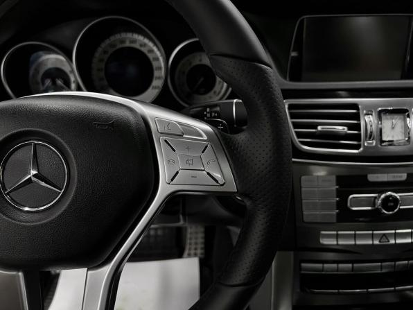 Mercedes-Benz E-Класс IV (W212 S212 C207) Рестайлинг с пробегом 2015 года, цена 2 055 000 рублей, 250214 км, седан, Автокод Объявления