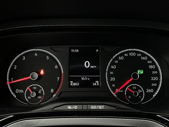 Volkswagen Polo VI с пробегом 2022 года, цена 1 780 000 рублей, 43779 км, лифтбек, Автокод Объявления