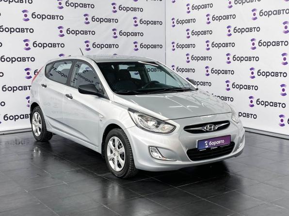 Hyundai Solaris I с пробегом 2014 года, цена 985 000 рублей, 129332 км, хэтчбек, Автокод Объявления