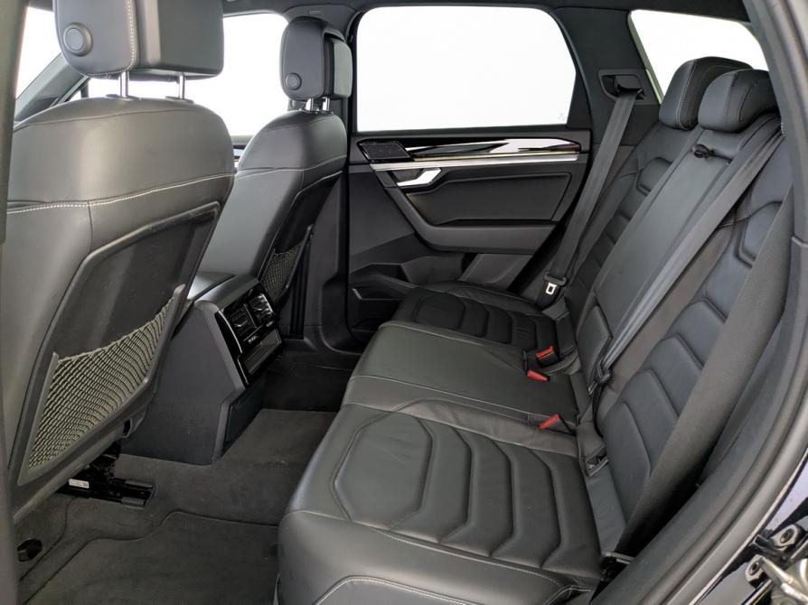 Volkswagen Touareg III Москва  - изображение 12