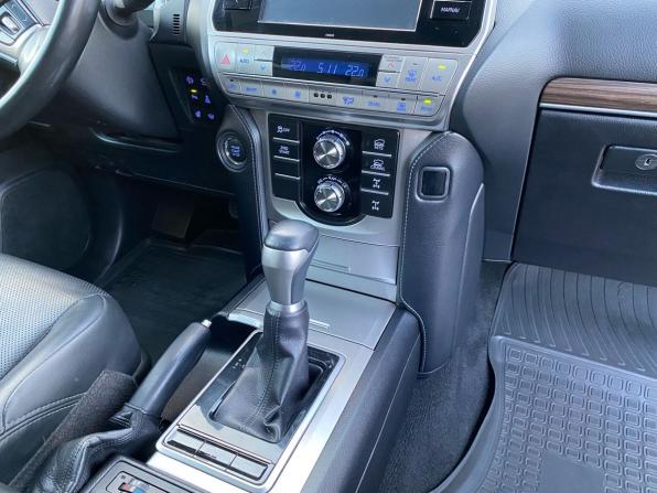 Toyota Land Cruiser Prado 150 Series Рестайлинг 3 с пробегом 2020 года, цена 4 850 000 рублей, 278000 км, внедорожник, Автокод Объявления