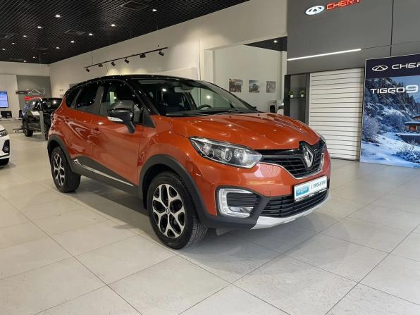 Renault Kaptur I с пробегом 2018 года, цена 1 362 000 рублей, 107245 км, внедорожник, Автокод Объявления