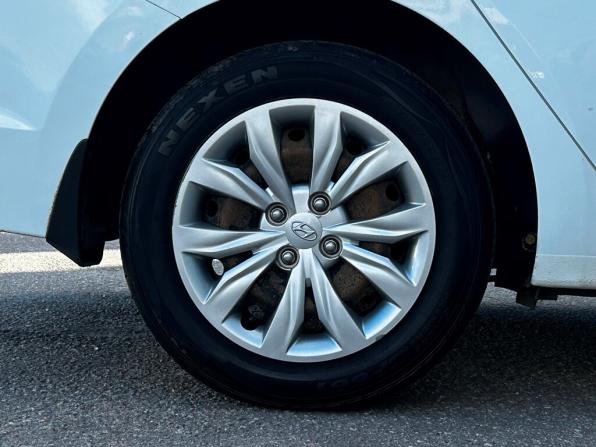 Hyundai Solaris II с пробегом 2019 года, цена 1 314 200 рублей, 135088 км, седан, Автокод Объявления