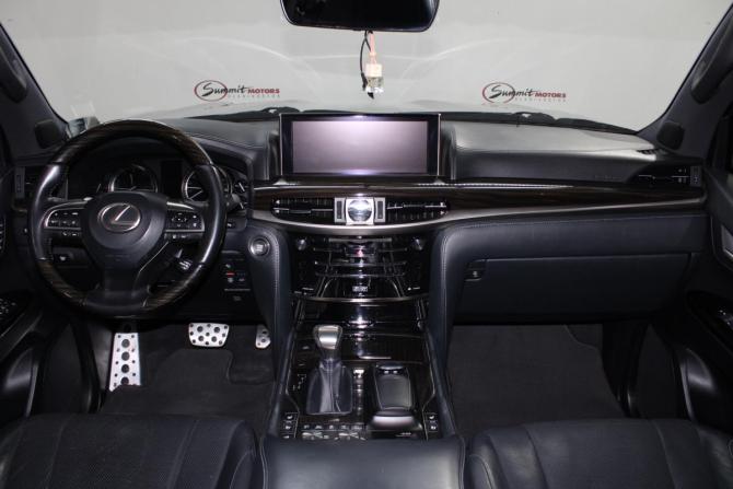 Lexus LX III Рестайлинг 2 с пробегом 2019 года, цена 9 200 000 рублей, 98863 км, внедорожник, Автокод Объявления