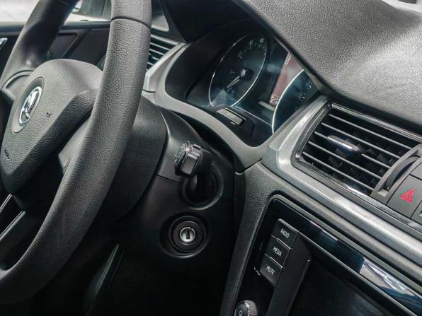 Skoda Rapid I с пробегом 2016 года, цена 1 139 900 рублей, 148300 км, лифтбек, Автокод Объявления
