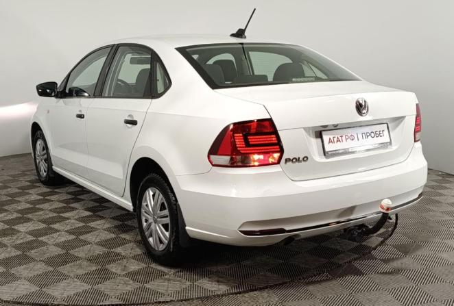 Volkswagen Polo V Рестайлинг с пробегом 2018 года, цена 990 000 рублей, 88630 км, седан, Автокод Объявления