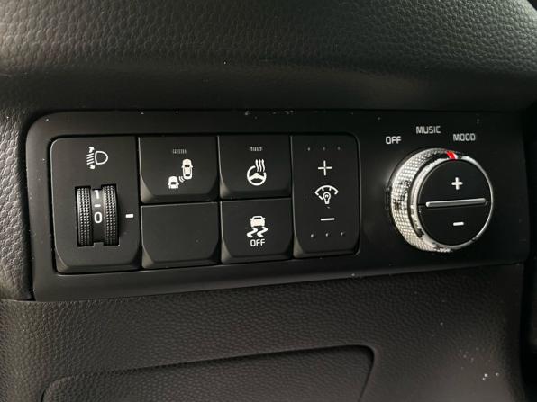 Kia Soul II Рестайлинг с пробегом 2017 года, цена 1 295 000 рублей, 168700 км, хэтчбек, Автокод Объявления
