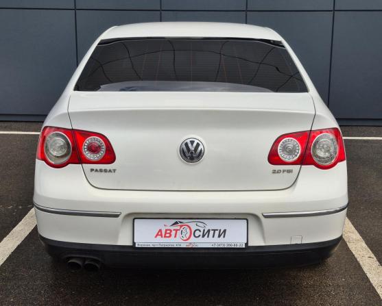Volkswagen Passat B6 с пробегом 2007 года, цена 590 000 рублей, 348350 км, седан, Автокод Объявления