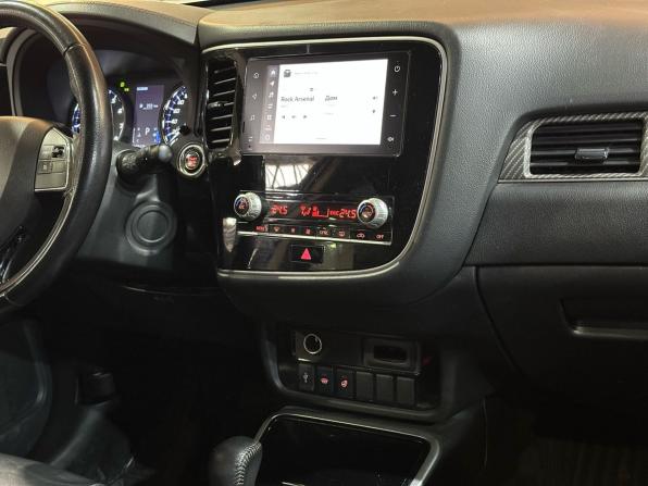 Mitsubishi Outlander III Рестайлинг 3 с пробегом 2020 года, цена 2 249 990 рублей, 158475 км, внедорожник, Автокод Объявления