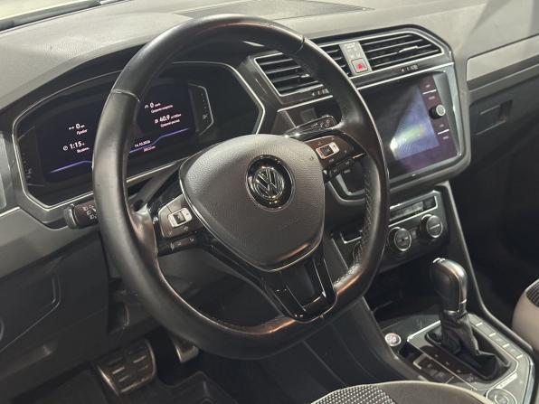 Volkswagen Tiguan II с пробегом 2019 года, цена 2 790 000 рублей, 38520 км, внедорожник, Автокод Объявления