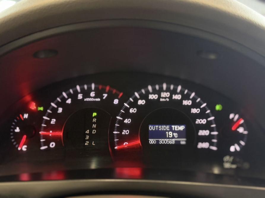 Toyota Camry VI (XV40) Псков  - изображение 14