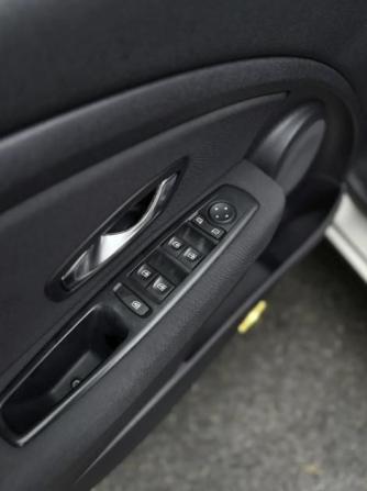 Renault Fluence I с пробегом 2011 года, цена 990 000 рублей, 91145 км, седан, Автокод Объявления