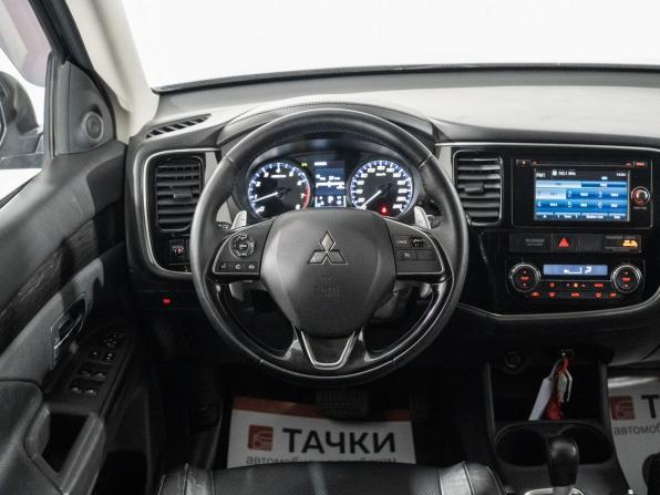 Mitsubishi Outlander III Рестайлинг 2 с пробегом 2016 года, цена 1 920 000 рублей, 118957 км, внедорожник, Автокод Объявления