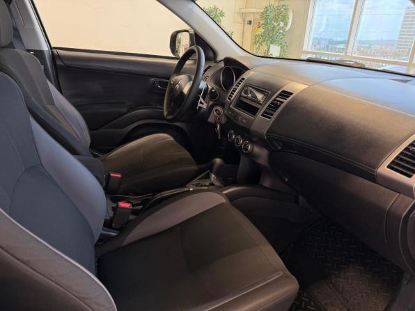 Mitsubishi Outlander II Рестайлинг с пробегом 2010 года, цена 930 000 рублей, 157000 км, внедорожник, Автокод Объявления