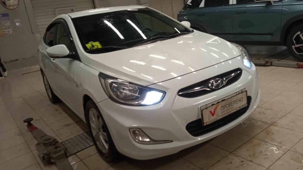 Hyundai Solaris I Санкт-Петербург  - изображение 1