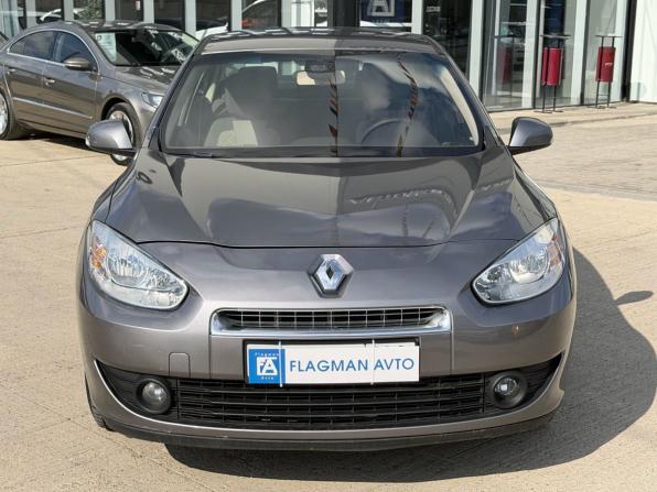 Renault Fluence I с пробегом 2011 года, цена 640 000 рублей, 176500 км, седан, Автокод Объявления