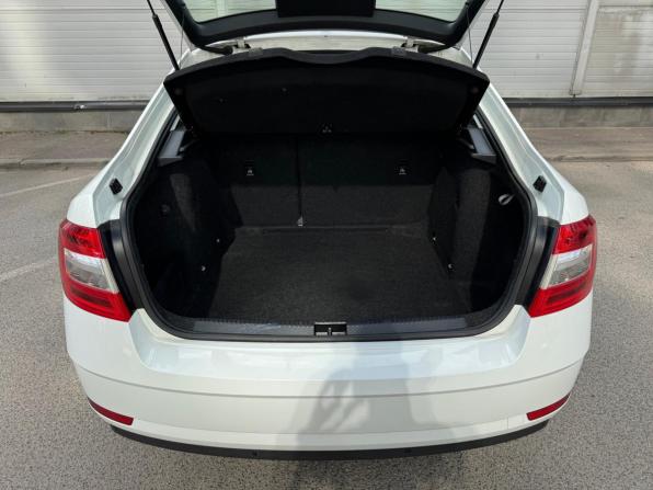 Skoda Octavia III (A7) Рестайлинг с пробегом 2018 года, цена 1 449 000 рублей, 152920 км, лифтбек, Автокод Объявления