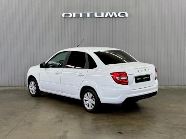 Lada (ВАЗ) Granta I Рестайлинг с пробегом 2022 года, цена 797 000 рублей, 57490 км, седан, Автокод Объявления