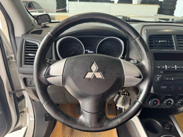 Mitsubishi ASX I с пробегом 2012 года, цена 887 000 рублей, 242771 км, внедорожник, Автокод Объявления