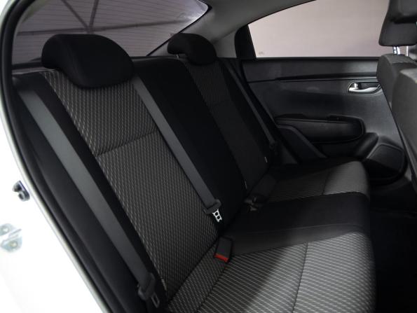 Kia Rio IV с пробегом 2018 года, цена 1 069 000 рублей, 137948 км, седан, Автокод Объявления