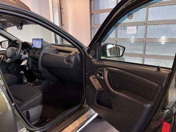 Renault Duster I Рестайлинг с пробегом 2017 года, цена 1 550 000 рублей, 49207 км, внедорожник, Автокод Объявления