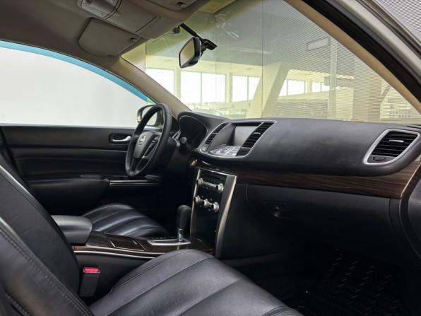 Nissan Teana II Рестайлинг с пробегом 2011 года, цена 980 000 рублей, 265261 км, седан, Автокод Объявления