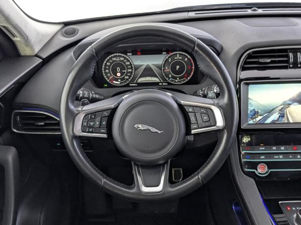 Jaguar F-Pace I с пробегом 2019 года, цена 3 620 000 рублей, 65060 км, внедорожник, Автокод Объявления