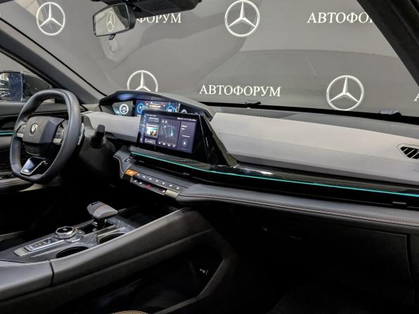 Changan UNI-V I с пробегом 2023 года, цена 2 120 000 рублей, 52405 км, лифтбек, Автокод Объявления