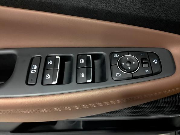 Hyundai Santa Fe IV Рестайлинг с пробегом 2021 года, цена 3 900 000 рублей, 59819 км, внедорожник, Автокод Объявления