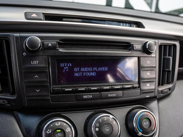 Toyota RAV4 IV (XA40) Рестайлинг с пробегом 2016 года, цена 2 430 000 рублей, 53951 км, внедорожник, Автокод Объявления