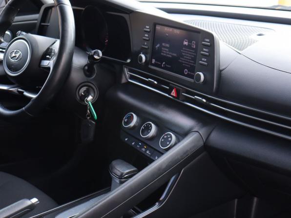 Hyundai Elantra VII (CN7) с пробегом 2021 года, цена 1 650 000 рублей, 156376 км, седан, Автокод Объявления