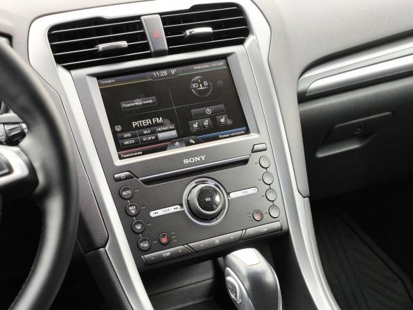 Ford Mondeo V с пробегом 2015 года, цена 1 800 000 рублей, 88882 км, седан, Автокод Объявления