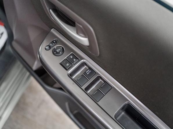 Honda Freed II Рестайлинг с пробегом 2021 года, цена 1 840 000 рублей, 48829 км, компактвэн, Автокод Объявления