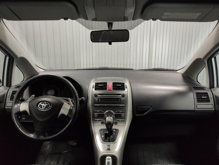 Toyota Auris I Пермь  - изображение 8