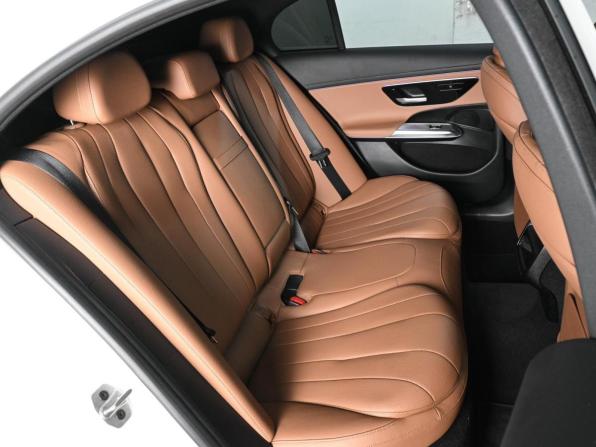 Mercedes-Benz E-Класс VI (W214 S214) с пробегом 2024 года, цена 6 980 000 рублей, 4650 км, седан, Автокод Объявления