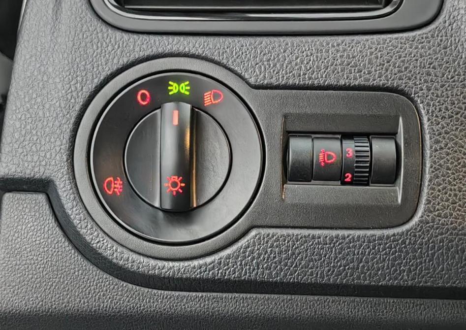 Volkswagen Polo V Рестайлинг Москва  - изображение 21