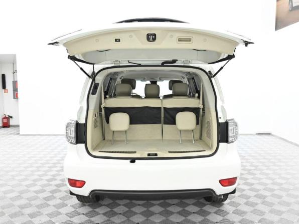 Nissan Patrol VI (Y62) с пробегом 2011 года, цена 1 799 000 рублей, 154000 км, внедорожник, Автокод Объявления