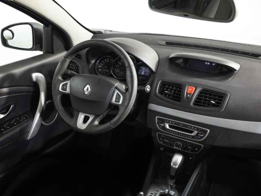 Renault Fluence I Санкт-Петербург  - изображение 9