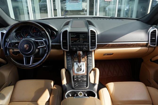 Porsche Cayenne II Рестайлинг (958) с пробегом 2016 года, цена 4 295 000 рублей, 111000 км, внедорожник, Автокод Объявления