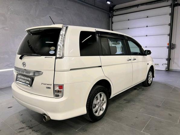 Toyota ISis I Рестайлинг с пробегом 2011 года, цена 879 000 рублей, 317914 км, компактвэн, Автокод Объявления