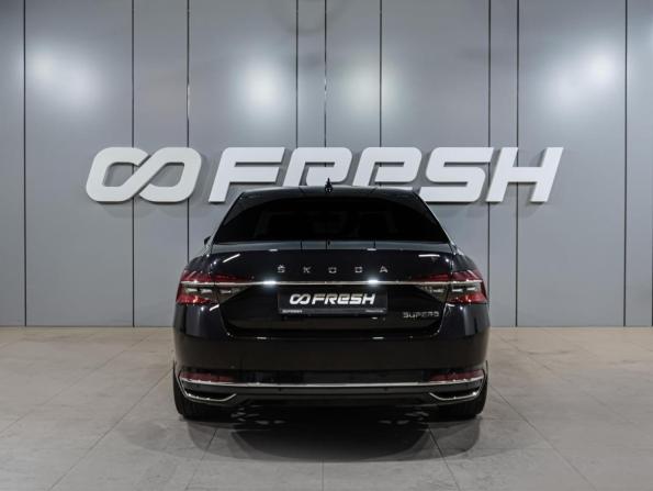 Skoda Superb IV с пробегом 2024 года, цена 2 979 000 рублей, 47256 км, лифтбек, Автокод Объявления